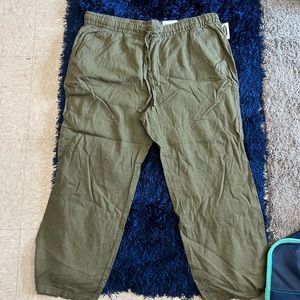 Army green Old Navy size XL pants